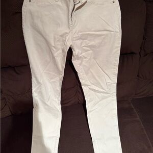 Abercrombie & Fitch Cream Skinny Pants